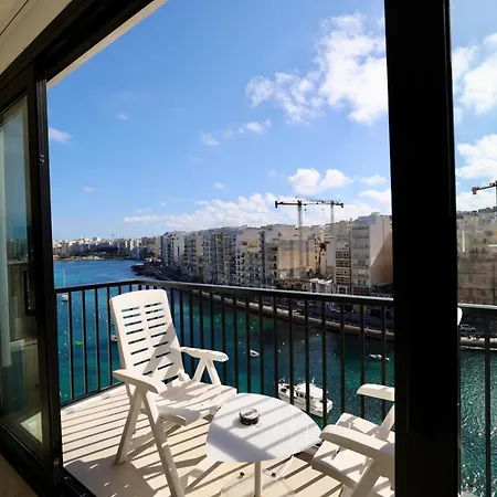 Spinola Bay Coastal Home11b *