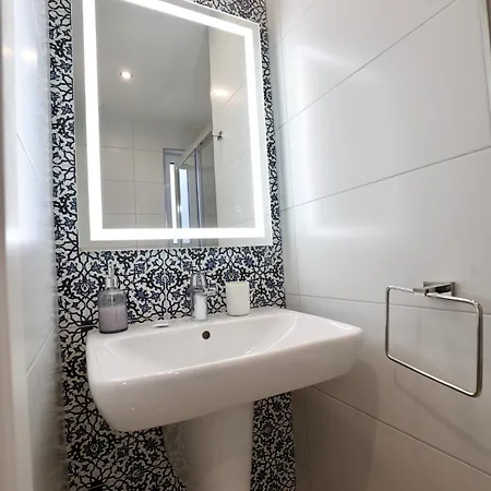 Spinola Bay Coastal Home11b * St. Julian's