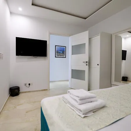 Spinola Bay Coastal Home11b St. Julian's