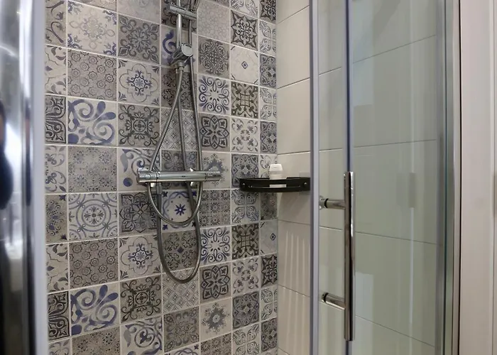 Apartment Spinola Bay Coastal Home11b *