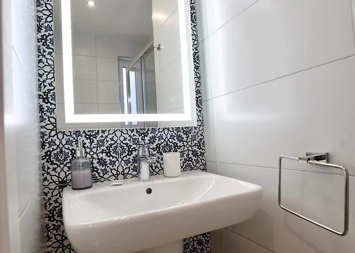 Spinola Bay Coastal Home11b * Saint Julian's