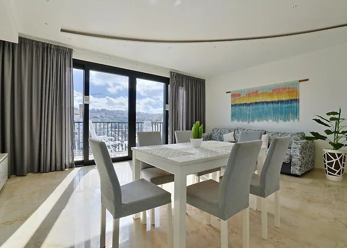 Spinola Bay Coastal Home11b Saint Julian's